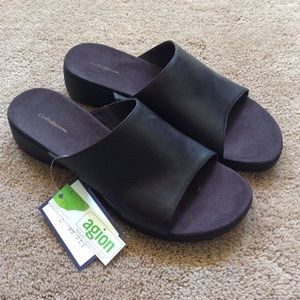 NWT Brown Croft & Barrow slide sandals 10W